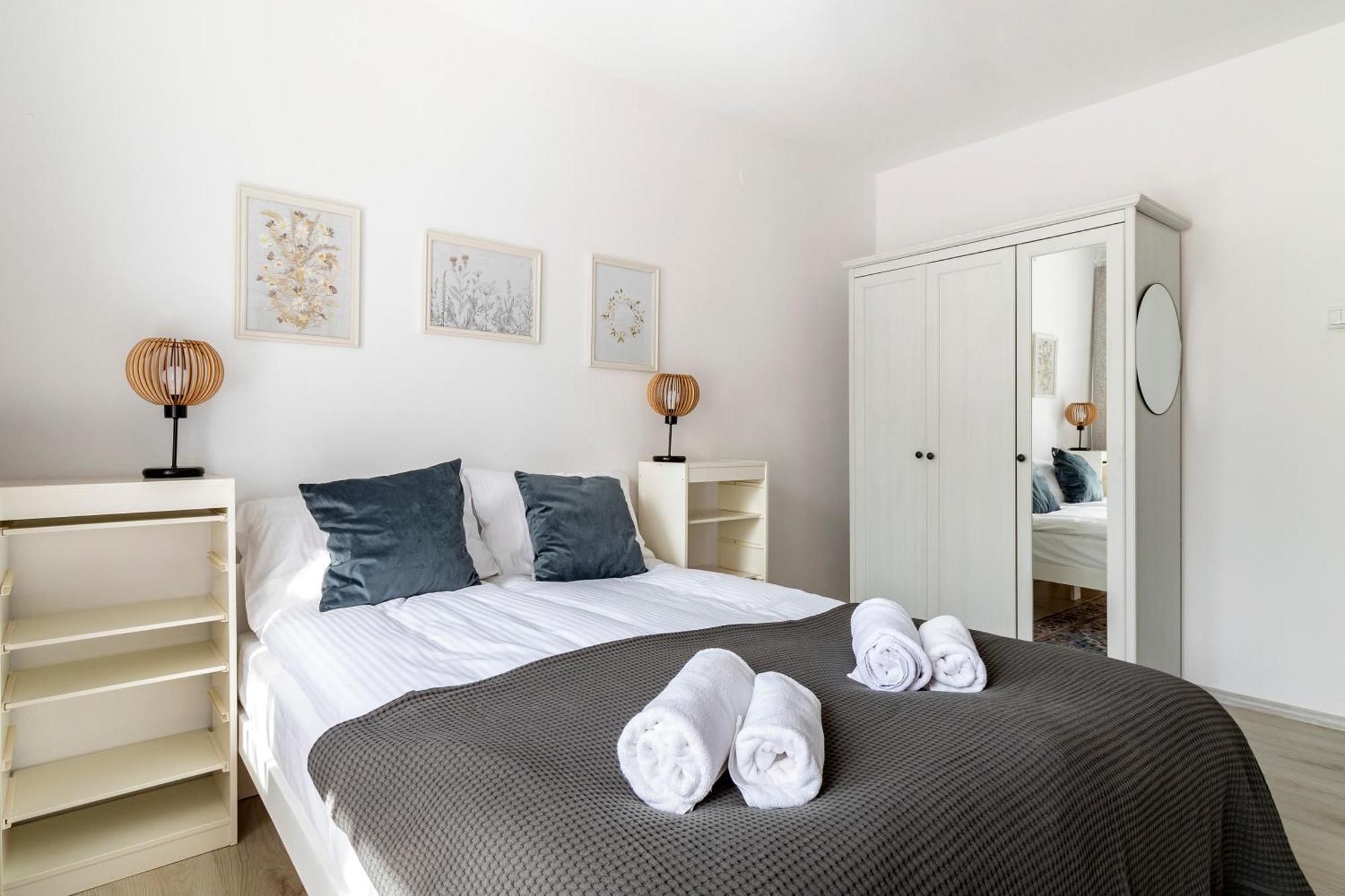Wonderful 2- Bedroom Apartment With Soul Wwa70 Varsovia Exterior foto